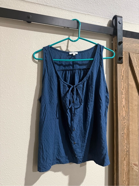 Maurices Tops - Maurices Navy Blue Tie-Front Sleeveless Camisole